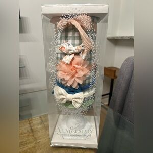 Ella & Emma headband stand